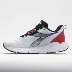 Diadora Mythos Blushield Vigore 2 Men's White/Black/Fiery Red -BROOKS Store 049537 1