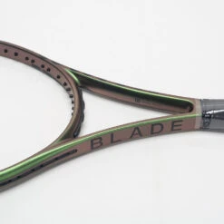 Wilson Blade 100 V8 -BROOKS Store 102919 4