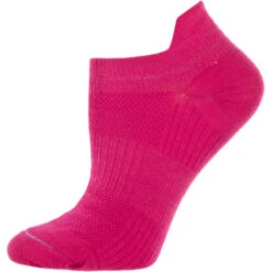 WrightSock Double Layer Coolmesh II No Show Tab Socks 38 WrightSock Double Layer Coolmesh II No Show Tab Socks -BROOKS Store 650625 08 1