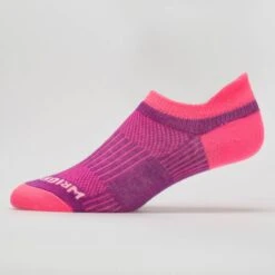 WrightSock Double Layer Coolmesh II No Show Tab Socks 26 WrightSock Double Layer Coolmesh II No Show Tab Socks -BROOKS Store 650625 240 1