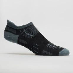WrightSock Double Layer Stride No Show Tab Socks 21 WrightSock Double Layer Stride No Show Tab Socks -BROOKS Store 650651 301 2