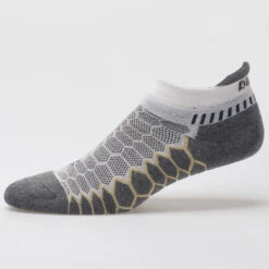Balega Silver No Show Socks 24 Balega Silver No Show Socks -BROOKS Store 650959 339 1