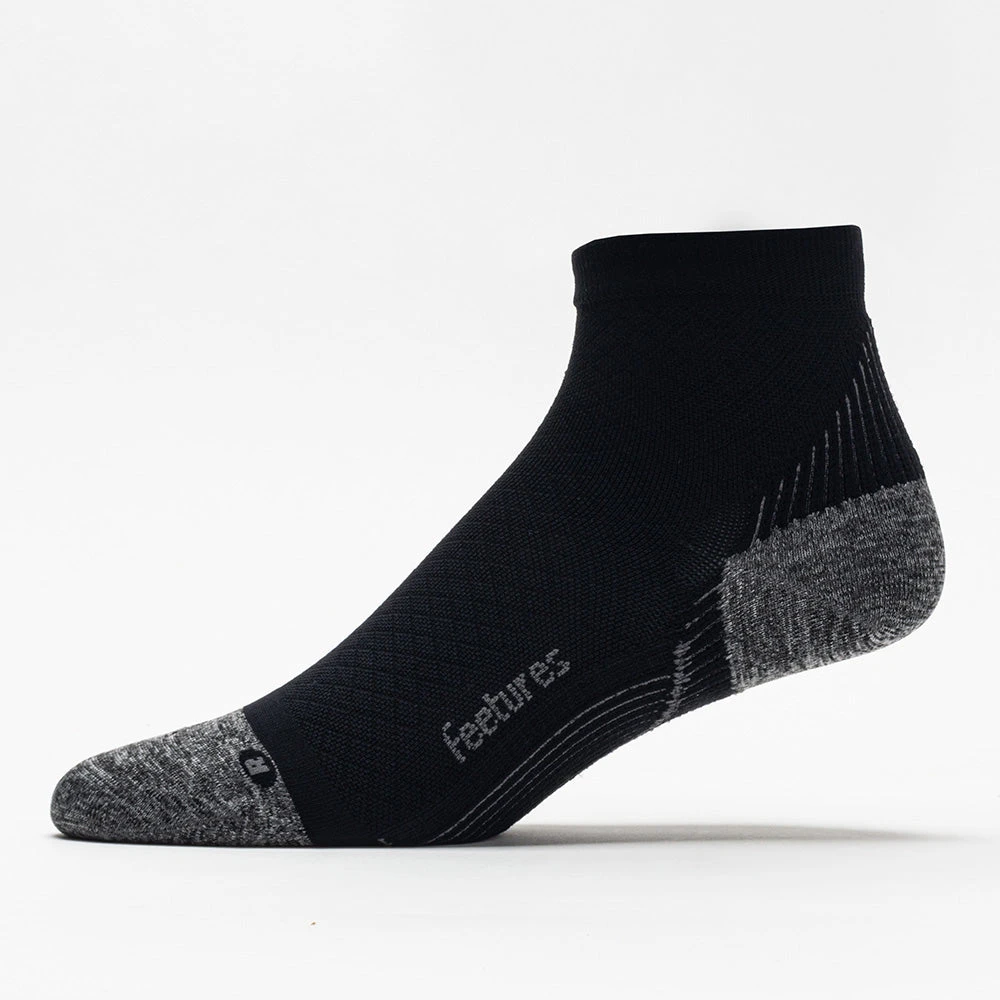 Feetures PF Relief Ultra Light Quarter Socks 6 Feetures PF Relief Ultra Light Quarter Socks - Image 4