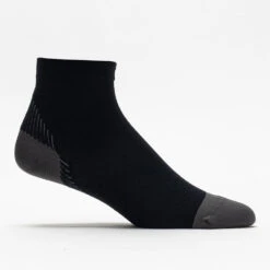 Feetures PF Relief Ultra Light Quarter Socks 9 Feetures PF Relief Ultra Light Quarter Socks -BROOKS Store 651053 501 2
