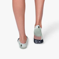 On Running On Low Socks Women's 13 On Running On Low Socks Women's -BROOKS Store 651104 062 2